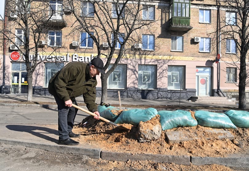 Légiriadók, lövészárkok és molotov koktélok - videós bejelentkezés Kijevből