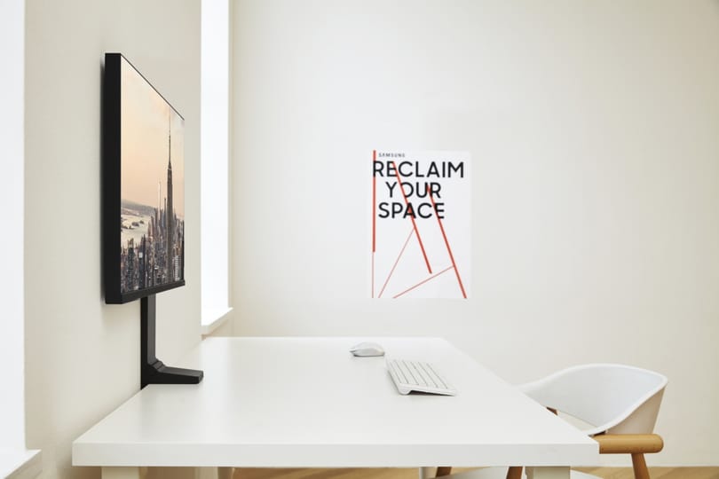 Kevés a hely az asztalán? Akkor nézze meg a Samsung új monitorát