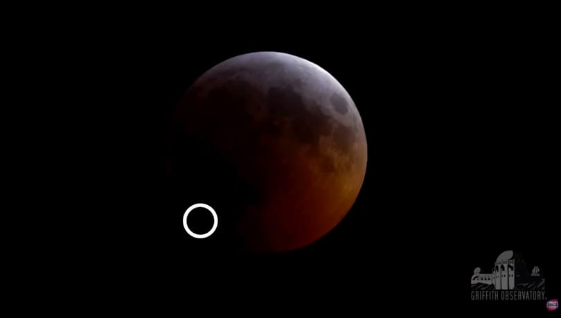 Ilyet se láttak még: fogyatkozás közben csapódott meteorit a Holdba