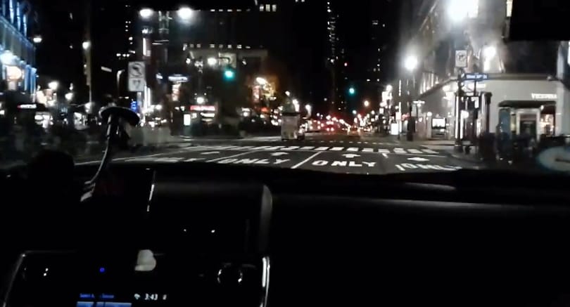 240 zöldlámpát csípett meg ez az autós New Yorkon át - videó