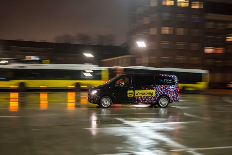 A berlini utcákon nagy csata dúl az éjszaka királya címért
