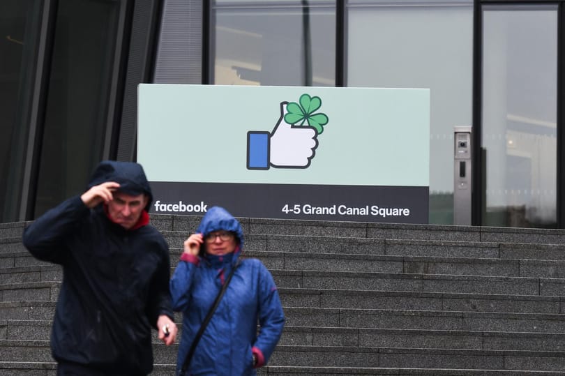 Óriási bírság néz ki a Facebooknak, de meg se rezzen