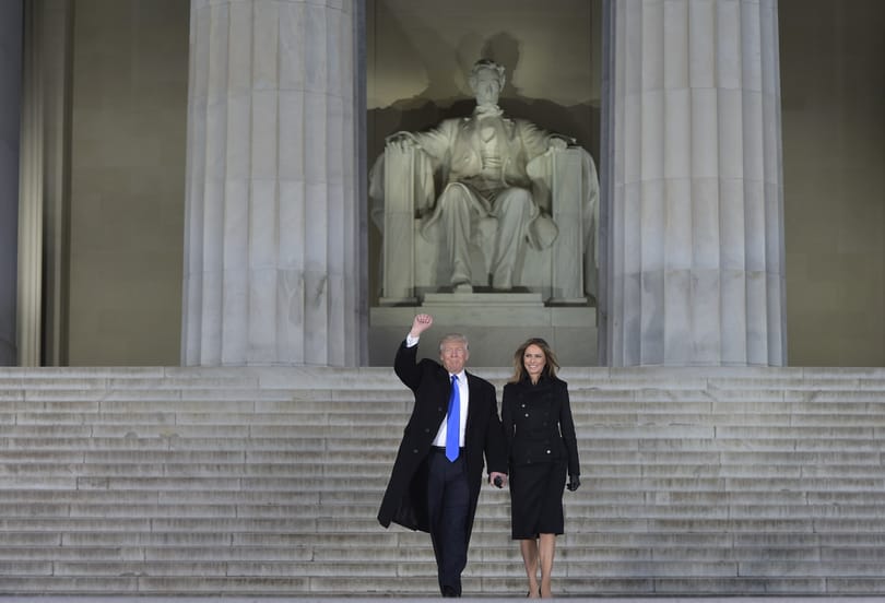 Durva dolgokat állít Trumpról a nemsokára megjelenő botránykönyv