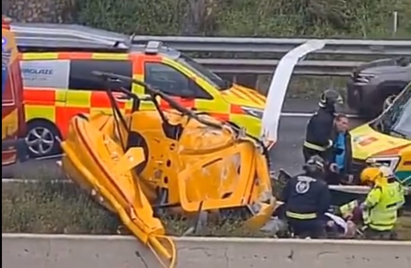 Autópályára zuhant egy helikopter Madridban – videó