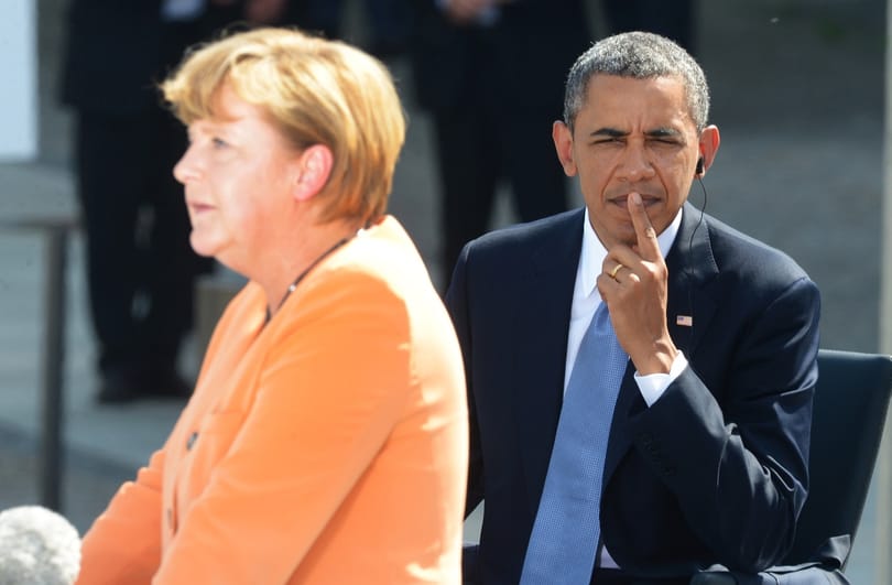 Megtiltották Obamának az iPhone használatát