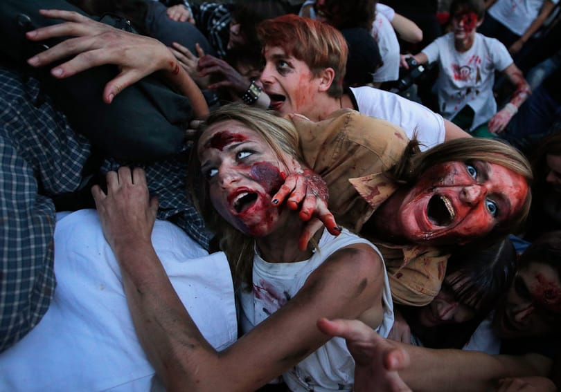 A dolgozók 76 százaléka boldogtalan – ők a munkahelyi zombik