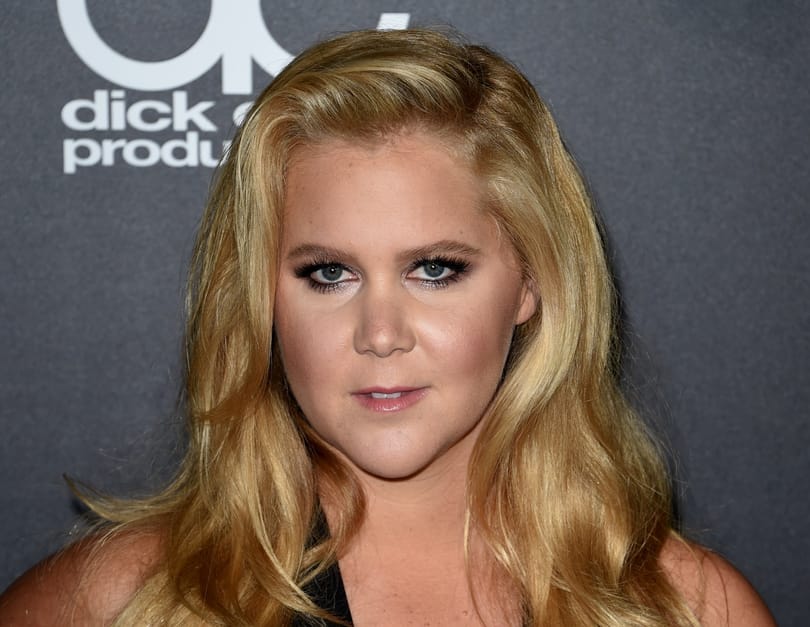 A csípős humorú Amy Schumer még a terhességét is poénnal jelenti be