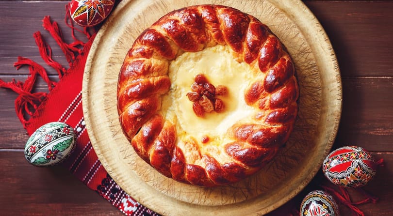 Hogyan készül a pască, a románok húsvéti túrós kalácsa? - recept