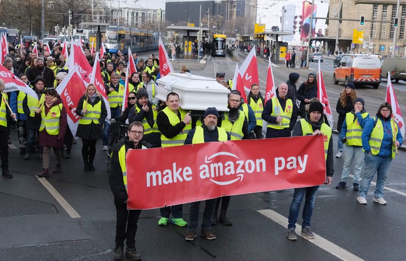 Sztrájkkal ünnepelték az Amazon dolgozói a Black Fridayt