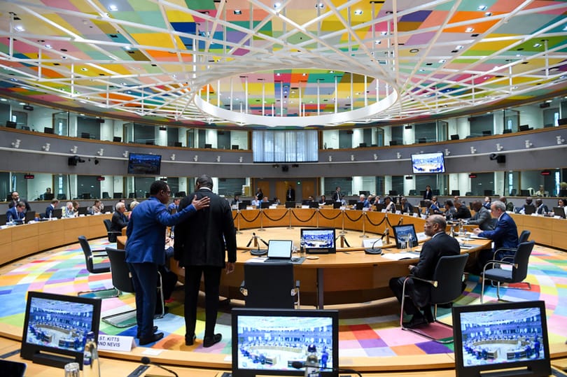 45 milliárd eurót fektet be az EU Latin-Amerikában, Orbán a béke mellett érvelt itt is