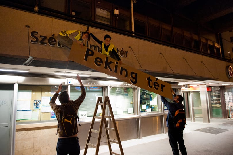 Meghekkelték a Moszkva teret - fotók