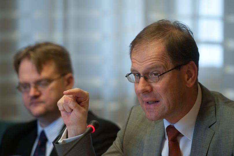 Navracsics válaszolt Mesterházy-nak