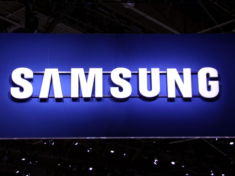 Egyetlen jelet beírva semmisítette meg a Samsung az egyik trollkodó hozzászólót