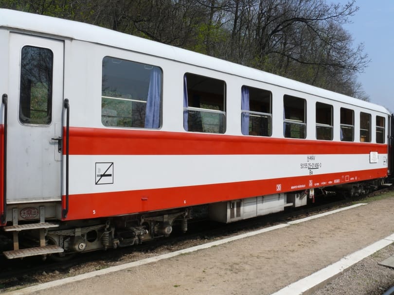 Megy a gőzös...
