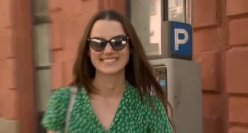 Jobb ha odafigyel, mert Keira Knightley már a budapesti utcákon flangál