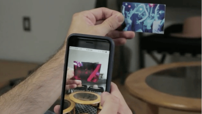 Ezzel a kezében válnak videóvá kedvenc fotói