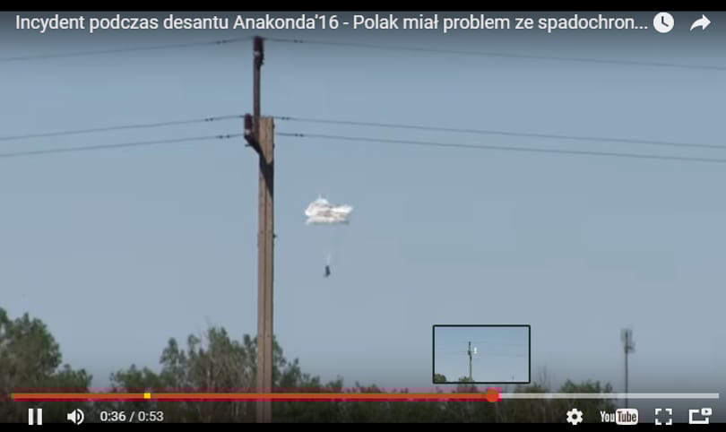 Videó: Hatalmas ejtőernyős-mentés az utolsó pillanatban