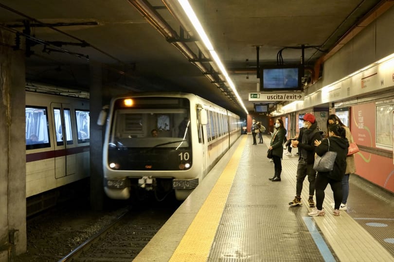 Ingyenes lesz a tömegközlekedés Rómában a diákoknak