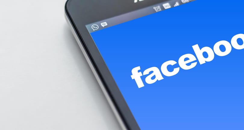 Lekapják a Facebook üzenőfaláról a lassan betöltődő weboldalakat