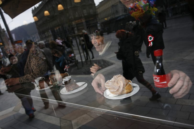 Legendás budapesti helyre kerül lakat: vége a Jégbüfének