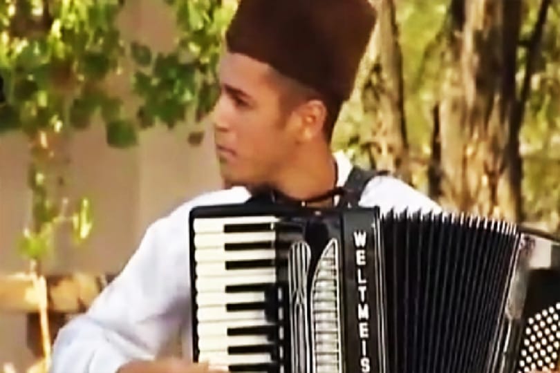 Bolgár népi harmonikások játszották el a Super Mario dalt (videó)