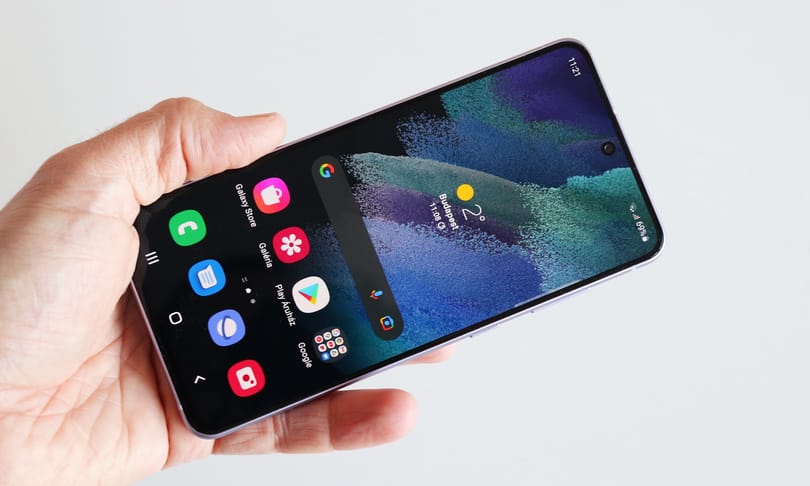 Fura kijelzőhiba ütötte fel a fejét a Samsung jóárasított csúcstelefonján