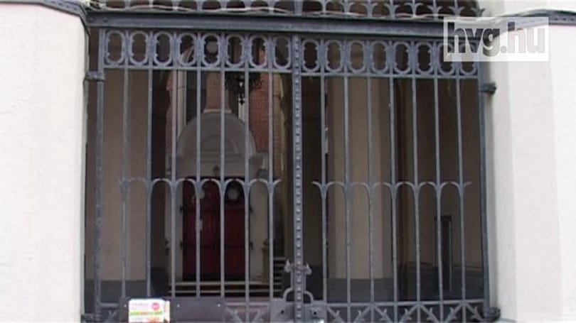 Videó: a bérházba rejtett budai zsinagóga története