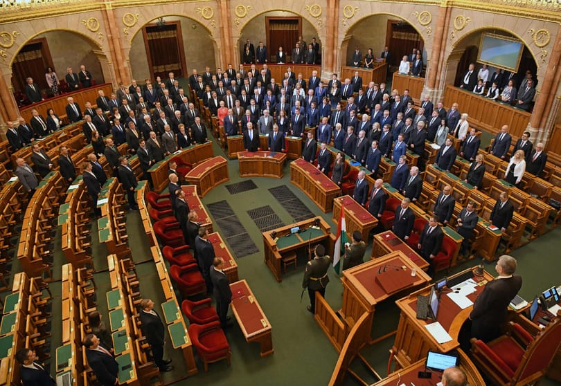 A 135 bátor báb ismét munkába áll