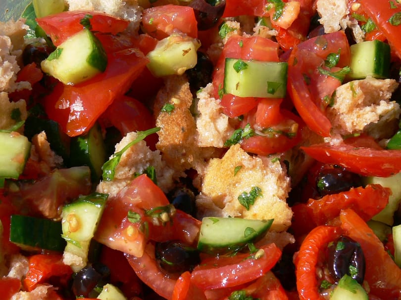 Mire jó a száraz kenyér, szikkadt kifli? – recept
