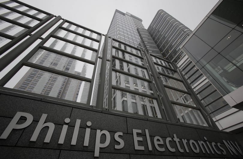 Több száz millió euróval esett vissza a Philips nyeresége