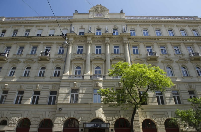 A CÖF és a Fradi is kapott a Magyar Fejlesztési Bank millióiból