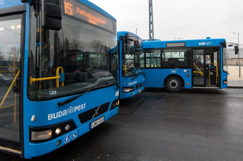 Szép csendben alaposan átszervezték a budapesti buszközlekedést – nem árt odafigyelni