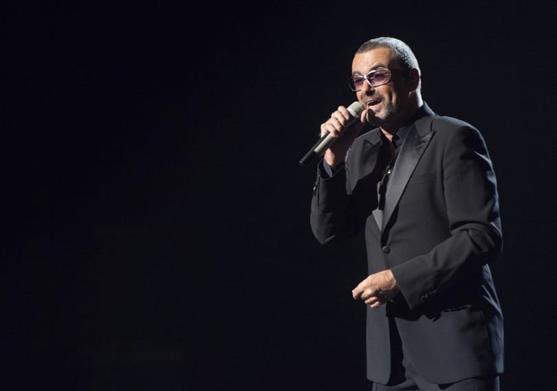 Rohammentővel vitték kórházba George Michaelt