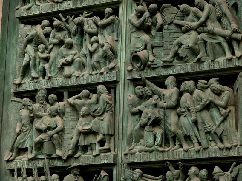 Turisták lopják az olasz műemlékeket