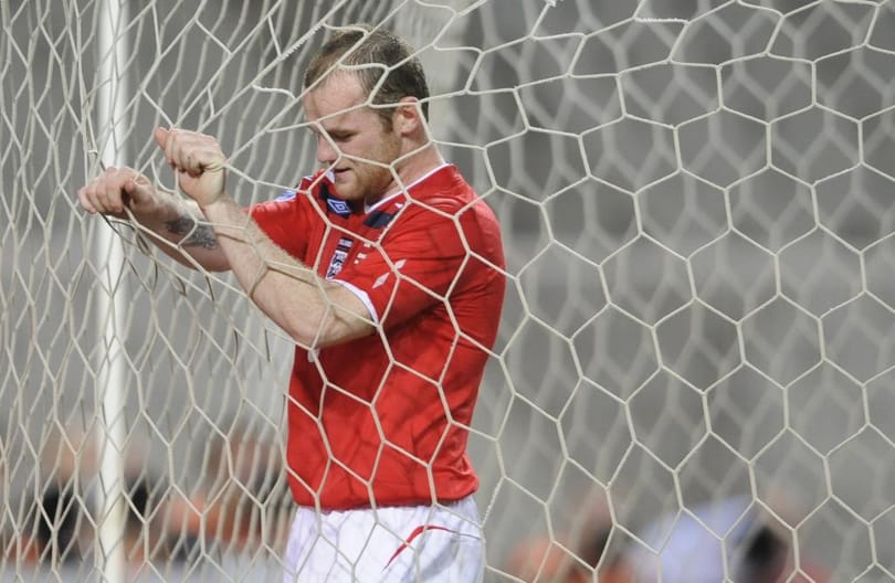 Rooneynak legfeljebb egy hónapot kell kihagynia
