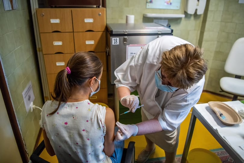 Eddig 47 ezer diákot oltottak be az iskolai akcióban