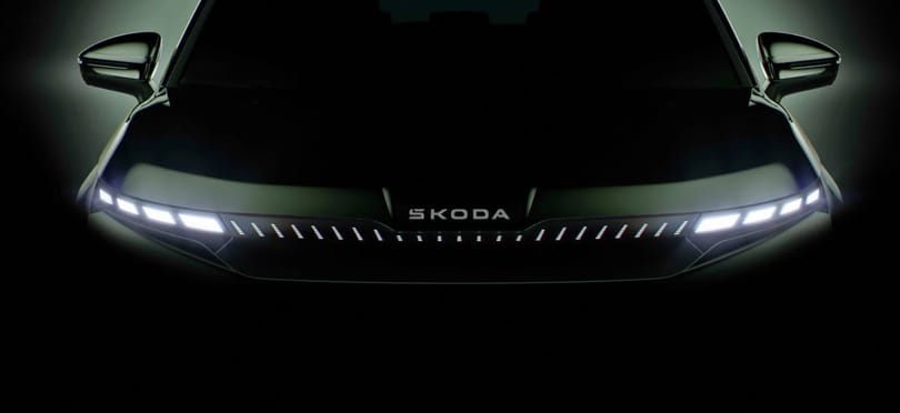 A jellegzetes embléma nélkül jöhet a legújabb elektromos Skoda