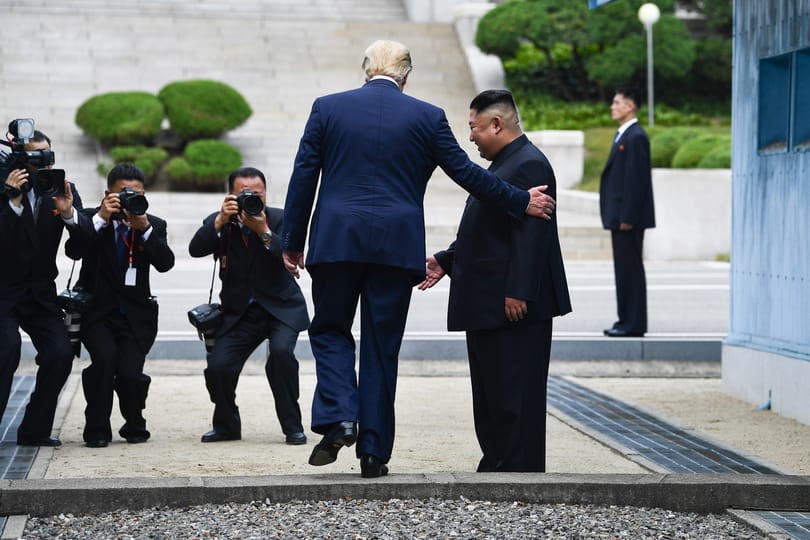 A republikánusok is kiakadtak Trumpon, aki gratulált az észak-koreai diktátornak