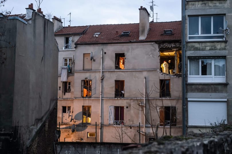 Bíróság előtt a férfi, aki elszállásolta a párizsi terroristákat