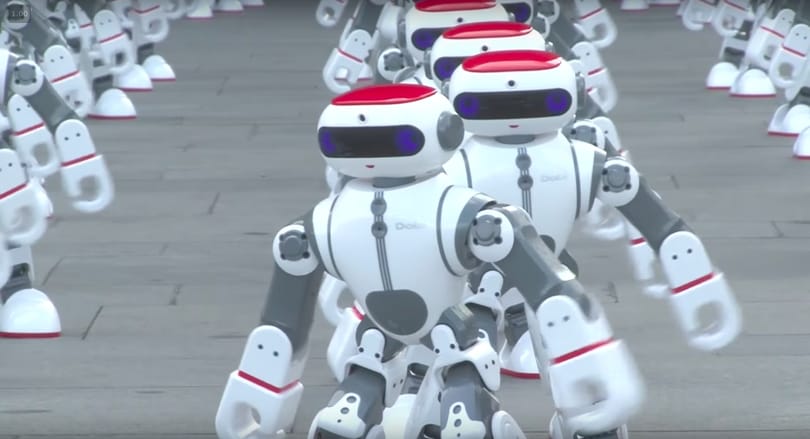 1069 robot táncolt egyszerre, és mindezt videóra is vették