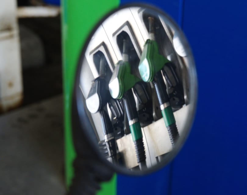 Hivatalosan is elbúcsúzott a világ az ólmozott benzintől