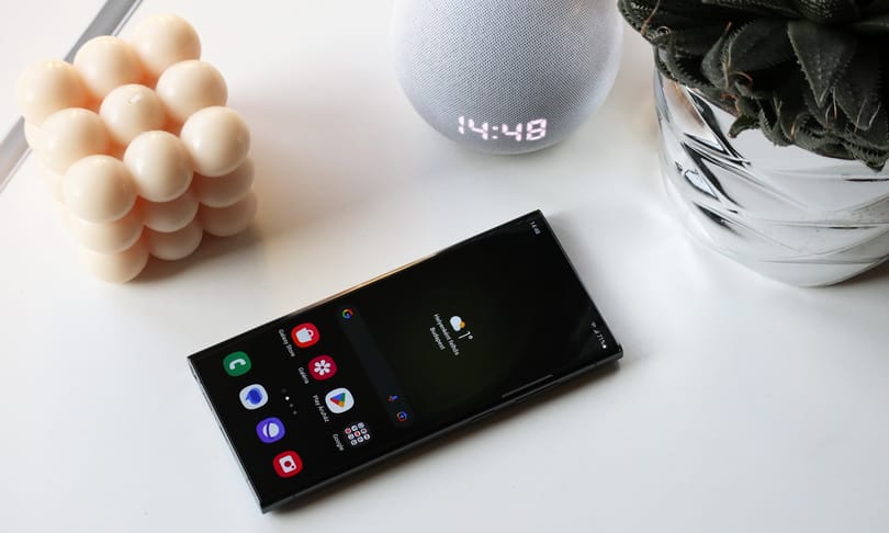 Újraindult a Samsung mobilok nagy frissítése, ami egy súlyos hiba miatt akadt meg