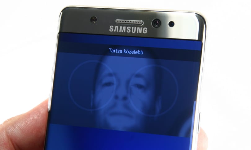 Kipróbáltuk a Samsung legjobbnak ígért telefonját