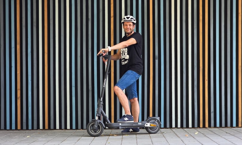 Rugózik és indexel is a Xiaomi új rollere, teszten a Scooter 5 Pro