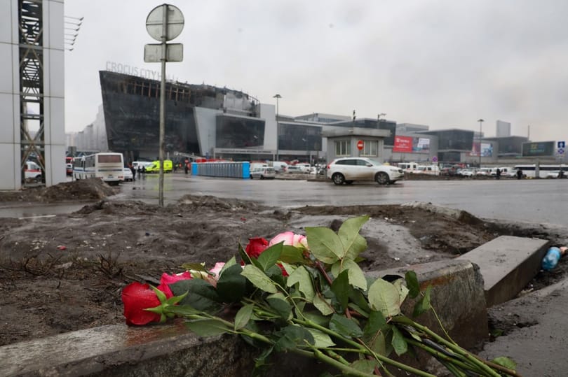 Medúza: az orosz hatóságok két embert őrizetbe vettek a pénteki terrortámadás után