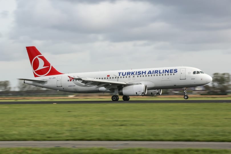 Rosszul lett egy utas, Budapesten szállt le az Isztambul–Düsseldorf-járat