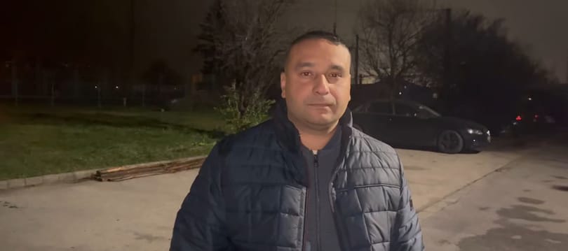 Állítása szerint a bőrszíne miatt nem engedték be egy gyöngyösi szórakozóhelyre a Momentum politikusát