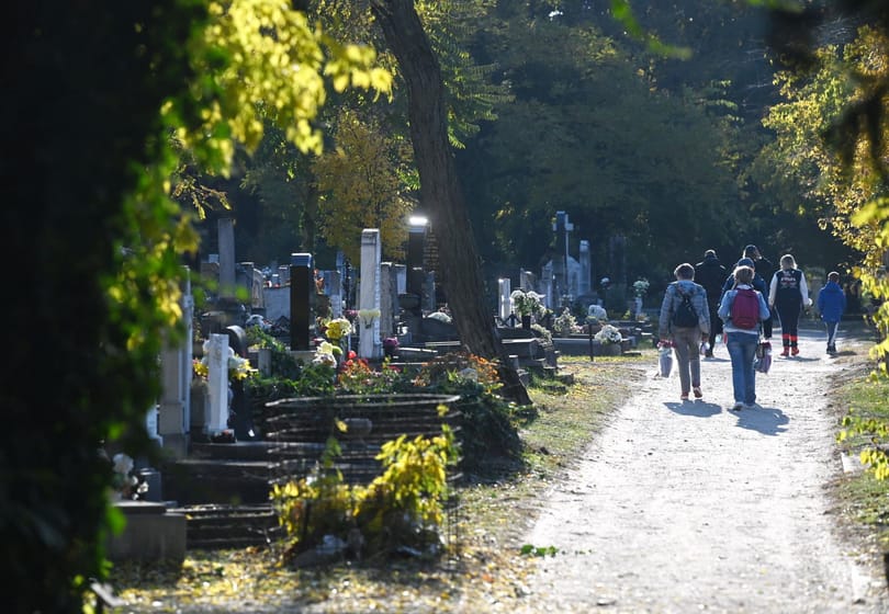 Megszűnt a sírgondozás a nagyobb fővárosi temetőkben