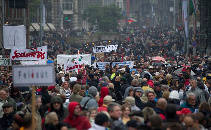 Óriástüntetést szervez augusztus 20-ra az Együtt