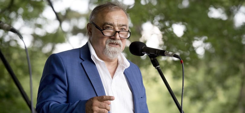 A Horthy-rajongó, zsidózó Takaró Mihályra bízták a NAT hazafiasítását